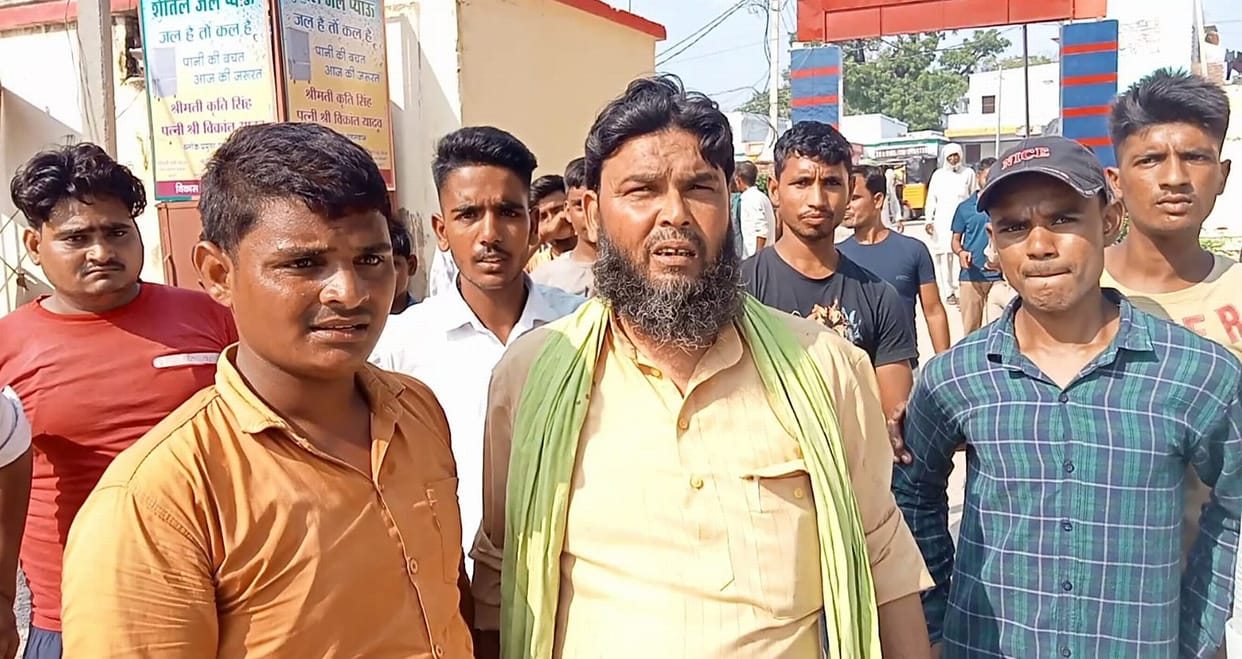 Imam of mosque assaulted accused of snatching money in budaun