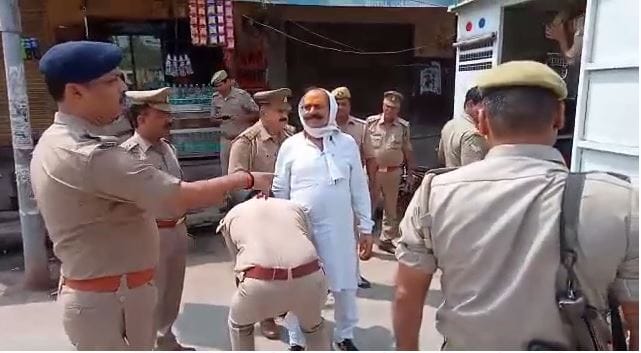 Former Mla Vijay Mishra Appeared In Case Of Threatening Rape Victim next Hearing On 11 october