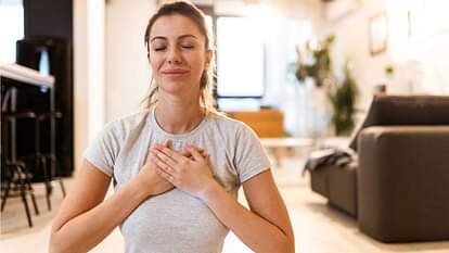Yoga Asanas For Heart Health Easy Yoga Poses To Avoid Heart Disease in hindi