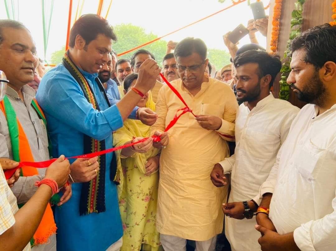 Temple is office for workers: Biplav Dev