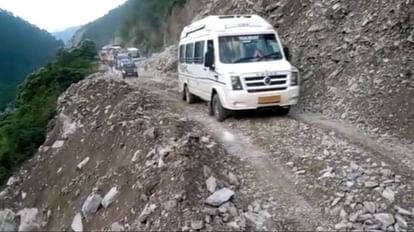 Gangotri-Yamunotri Highway: धरासू बैंड के पास अगले तीन दिन बंद रहेगा यातायात, केवल इस समय होगी आवाजाही Gangotri-Yamunotri Highway: Traffic will remain closed near Dharasu band for next three days