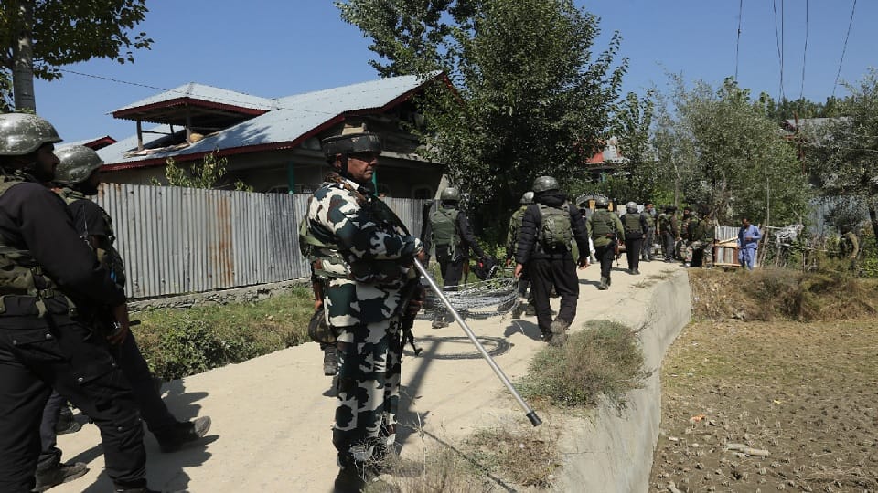 Suspected gunman seen in Rajouri security forces launched search operation