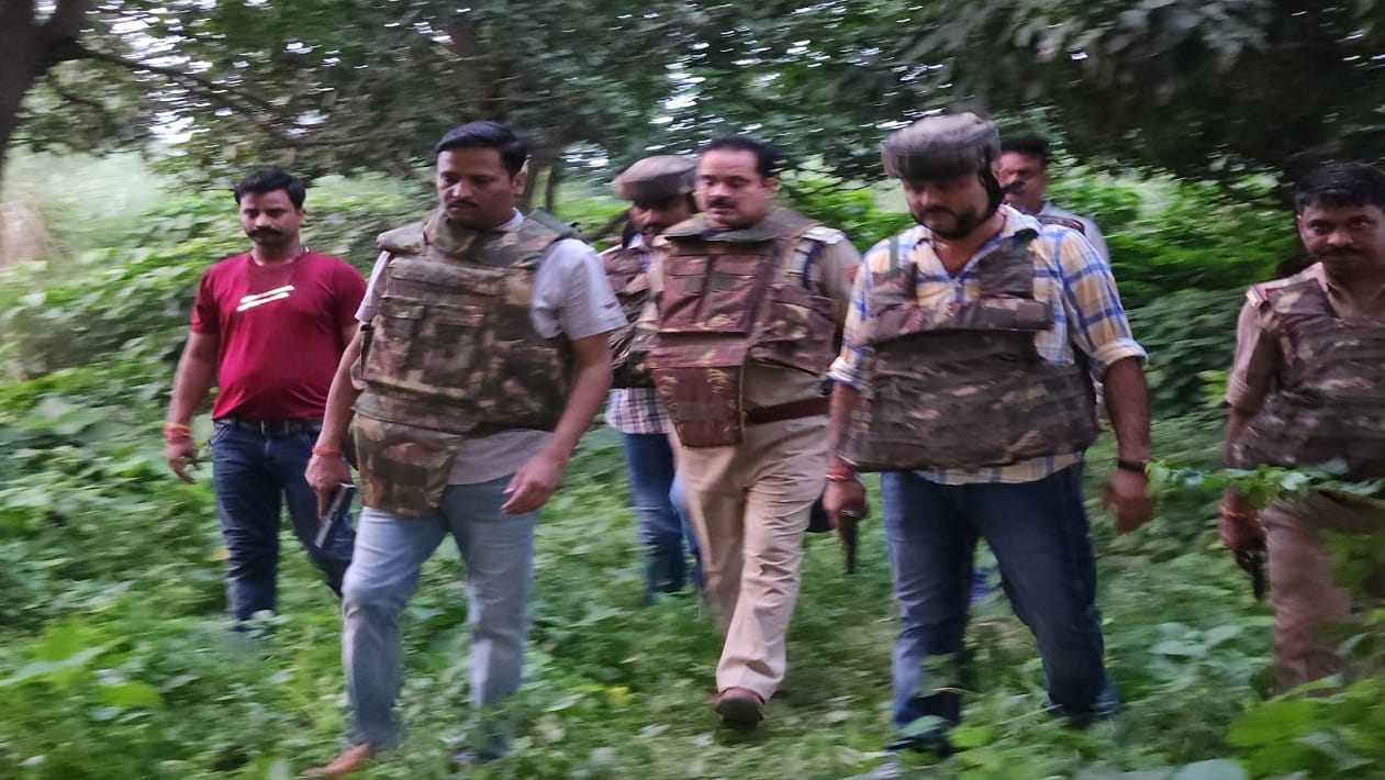 most wanted criminal killed in police encounter in Jaunpur demanding extortion from doctors
