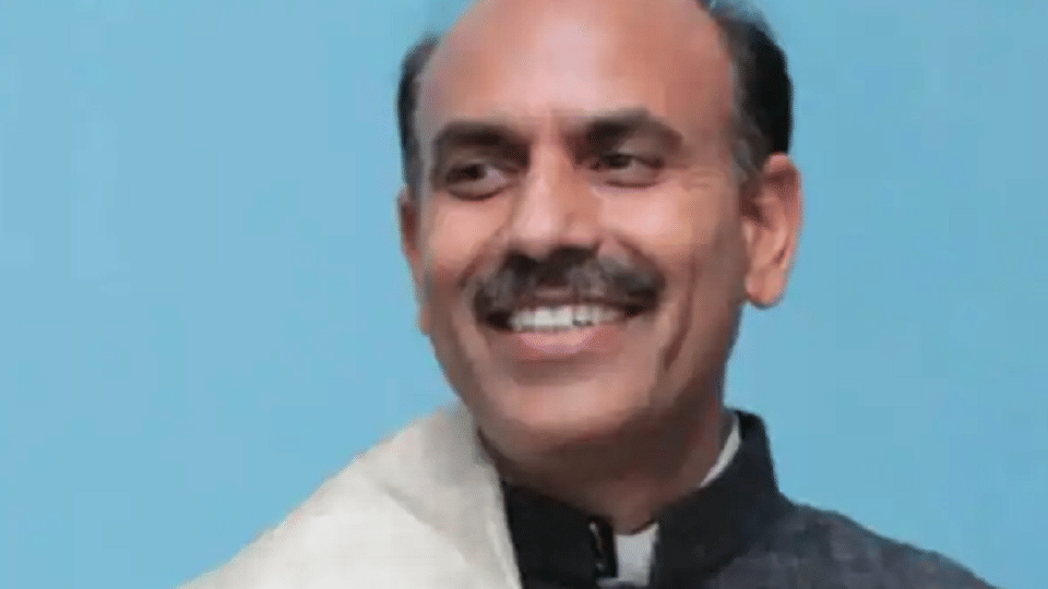 Jharkhand Ex minister KN Tripathi also file nomination for Congress President Election