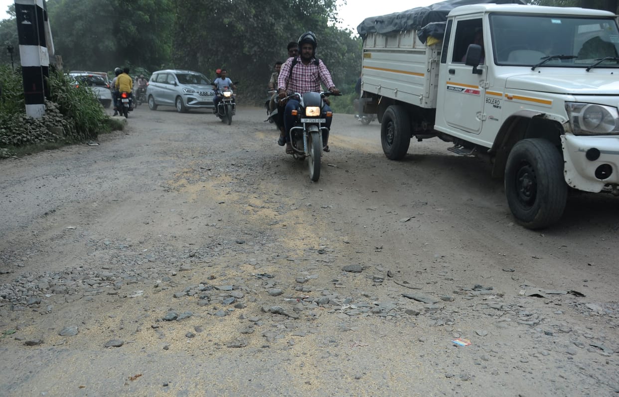 Highway turned into a pit from Sonawa to Kusumi crossing