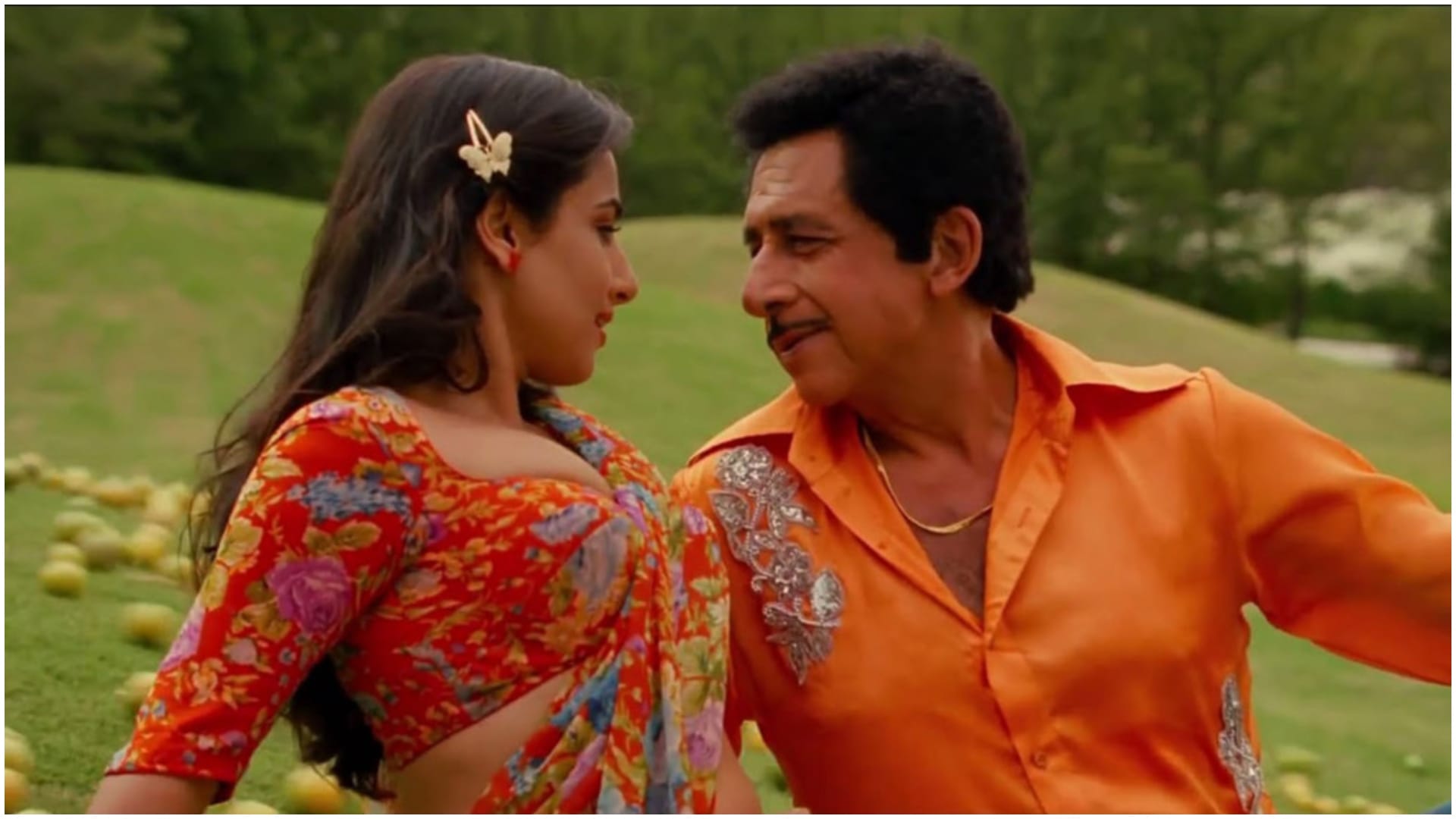 Actors who gave bold scene in old age from Shakti Kapoor om puri naseeruddin shah  Amitabh bachchan in movies