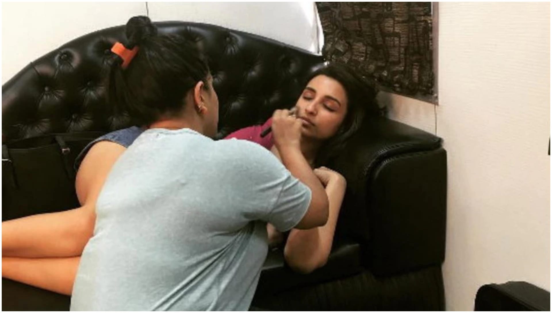 Bollywood Actress makeup secret and their dressing room stories know details here