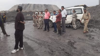 land displaced farmers protest against chhattisgarh SECL in korba