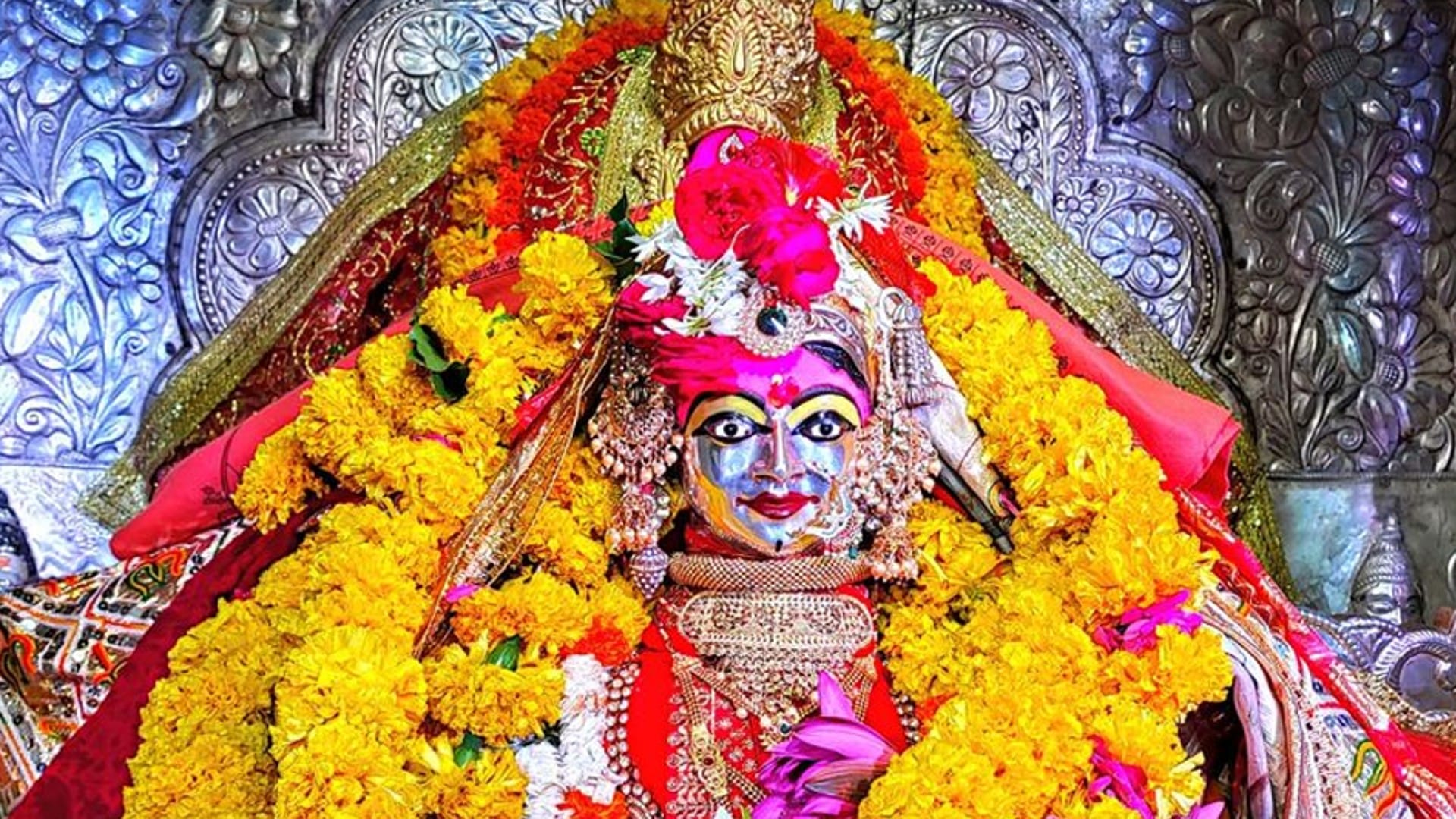 Navratri 2022 Harsiddhi Temple Ujjain The Kuldevi of Emperor Vikramaditya read more in hindi