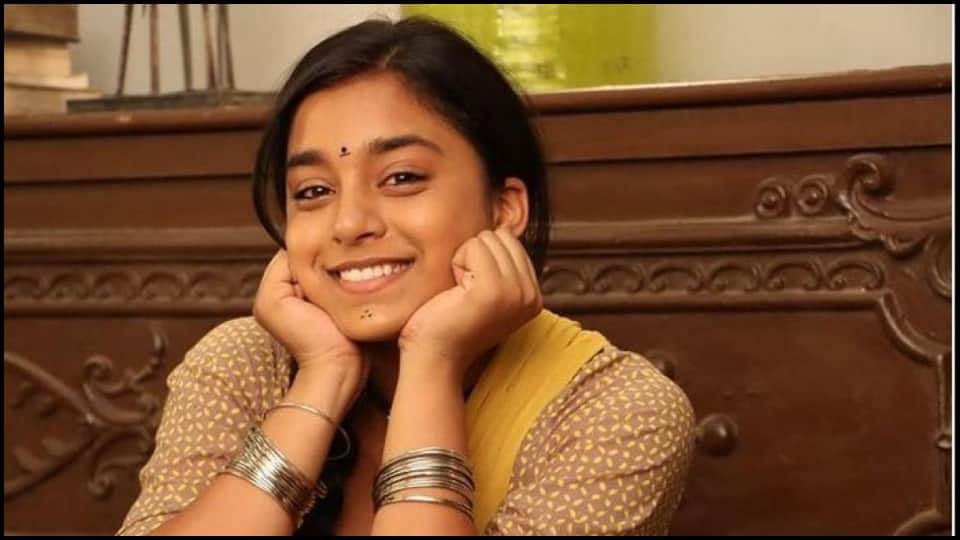 Sumbul Touqeer Khan talks on bond with father Touqeer Tassan khan shares about first periods