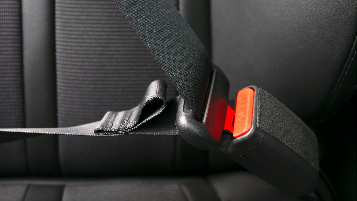 more then sixteen thousand people died due to not wearing seat belt in car