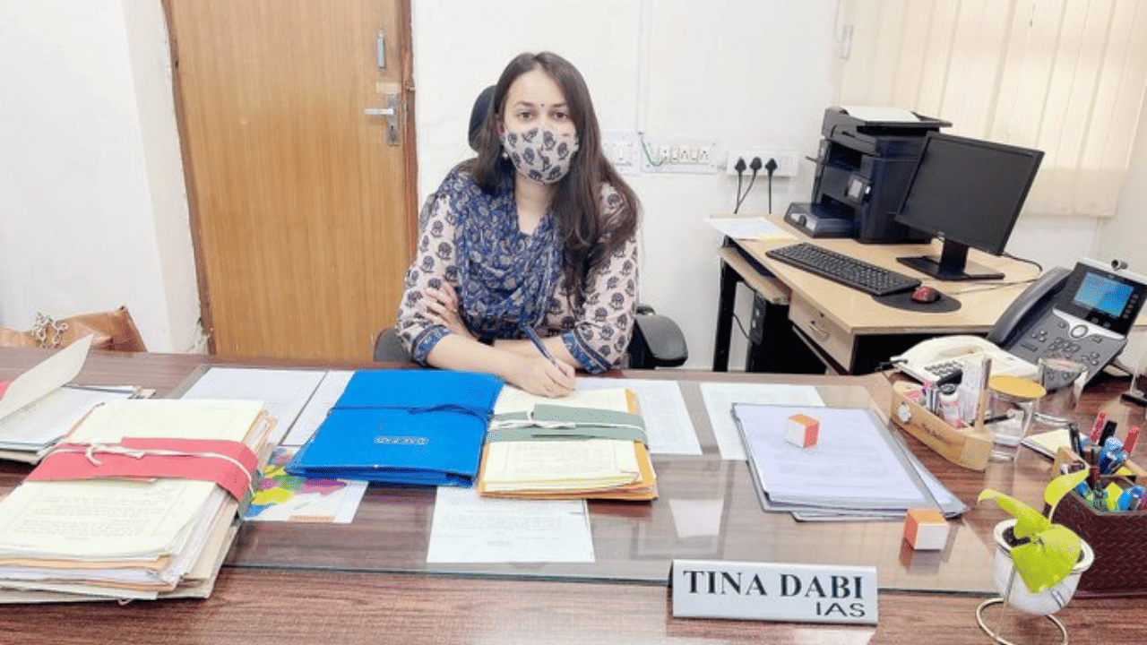 The car that IAS Tina Dabi uses, know why the company has closed its booking