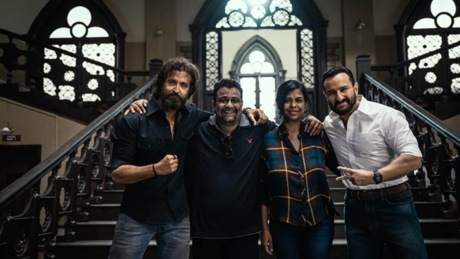 Vikram Vedha Day 1 Box Office Collection is lesser than bachchan pandey and laal singh Chaddha Hrithik roshan