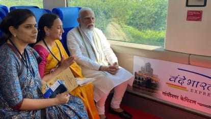 Vande Bharat Back to Track after Accident Surgical team fixes high-speed Train's Nose