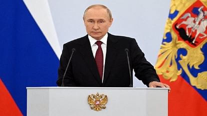 russia president vladimir putin speech in parliament nation address after joe biden ukraine surprise visit