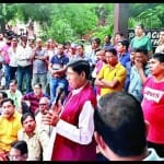 सभा को संबोधित करते भाजपा विधायक