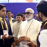 5जी लॉन्चिंग के मौके पर आयोजित कार्यक्रम के दौरान प्रधानमंत्री नरेंद्र मोदी व अन्य।