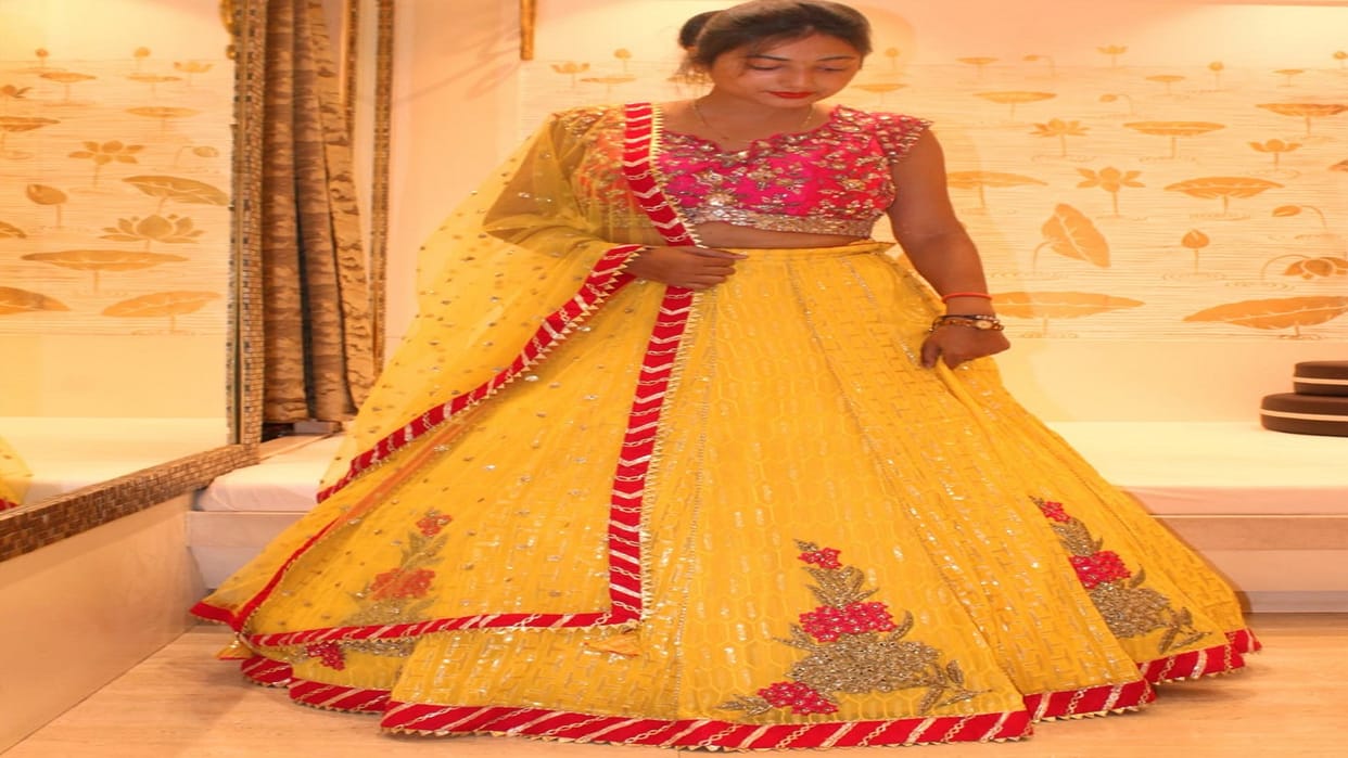 garba 2022 Girls are getting customized lehenga for dandiya and garba in the market
