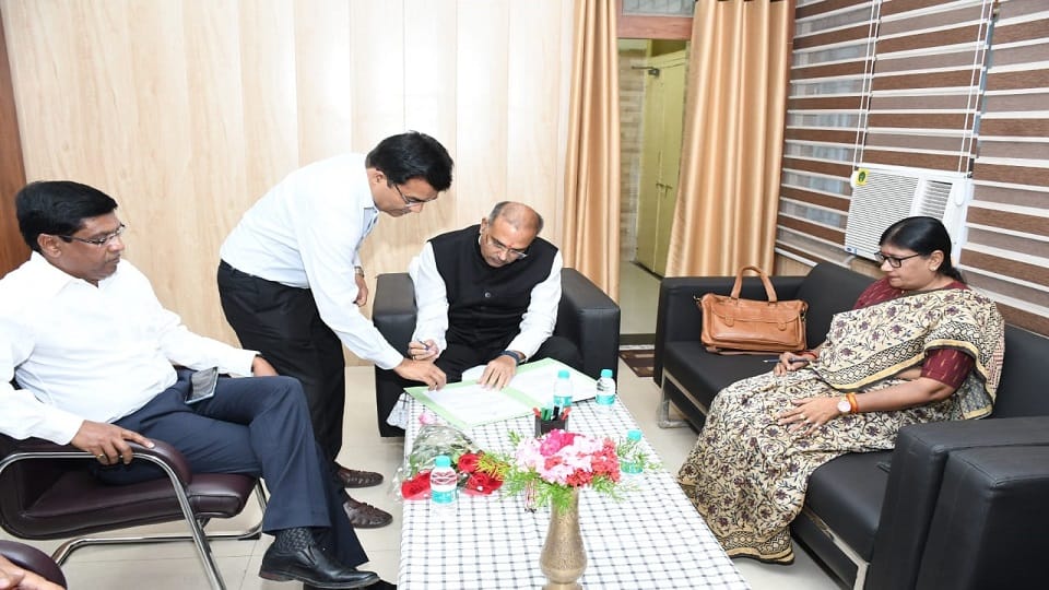 Prof Ashu Rani takes over as Vice Chancellor of Ambedkar University