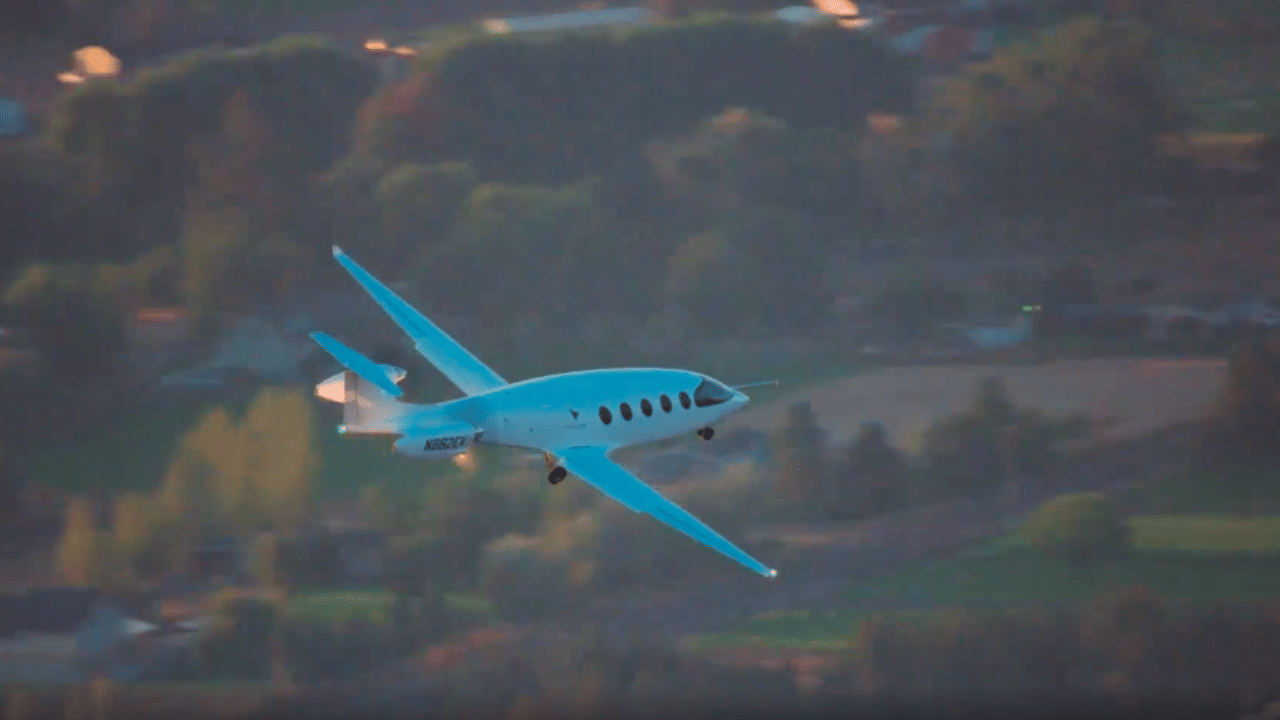 Electric bikes, scooters and cars are now old, electric plane alice coming