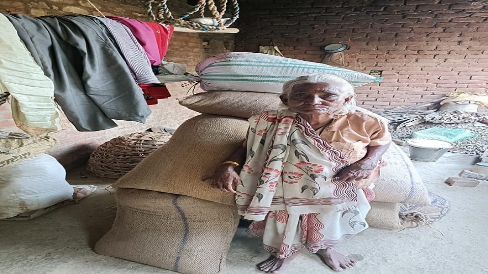 DM brought ration home 90 year old woman had a smile on her face she had been lying for a year