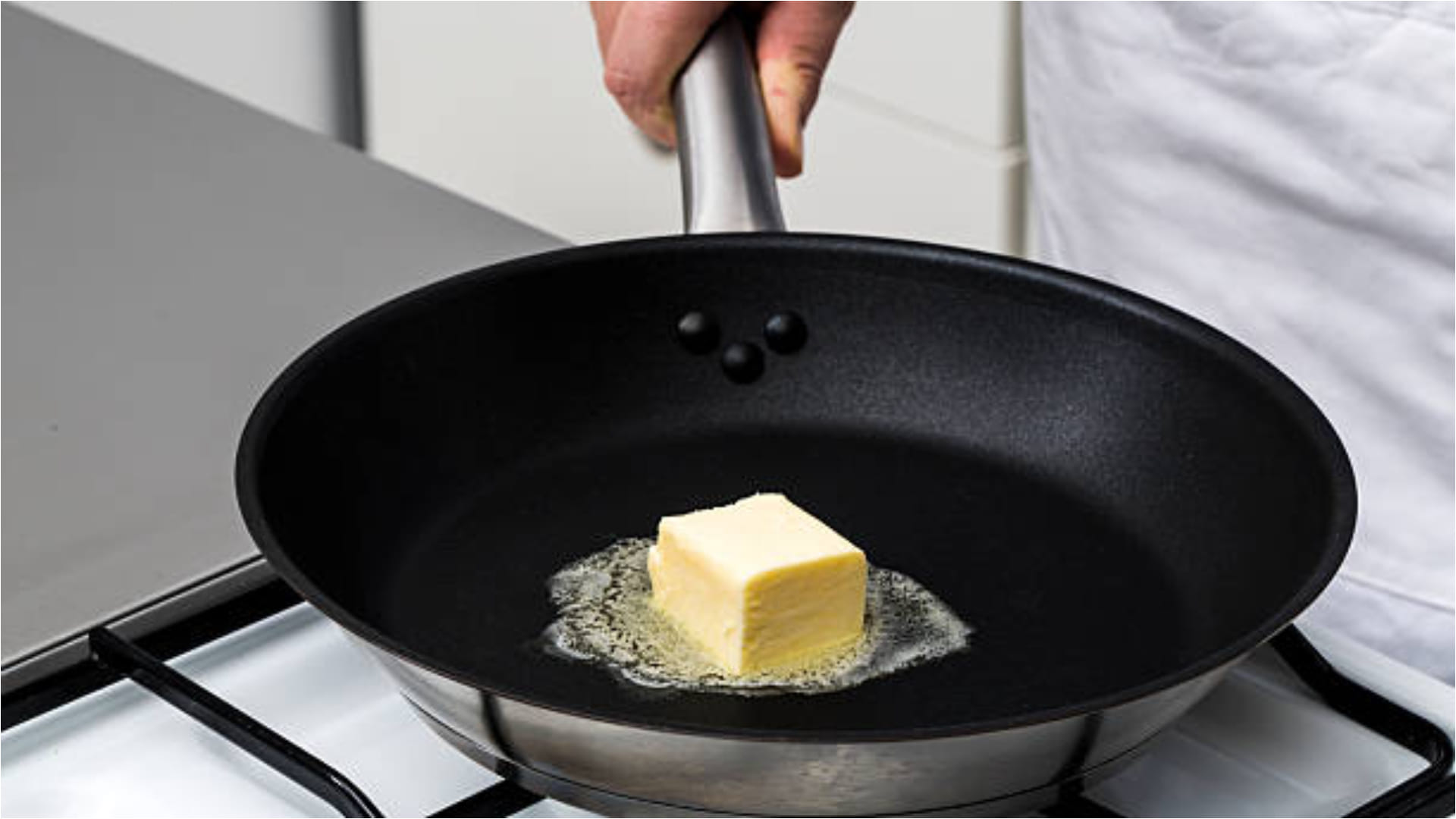 foods that increase fine lines wrinkles and early aging on skin