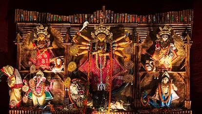Chaitra Navratri 2023 2nd Day Maa Bhahmacharini Puja Vidhi Mantra Bhog and Aarti in Hindi