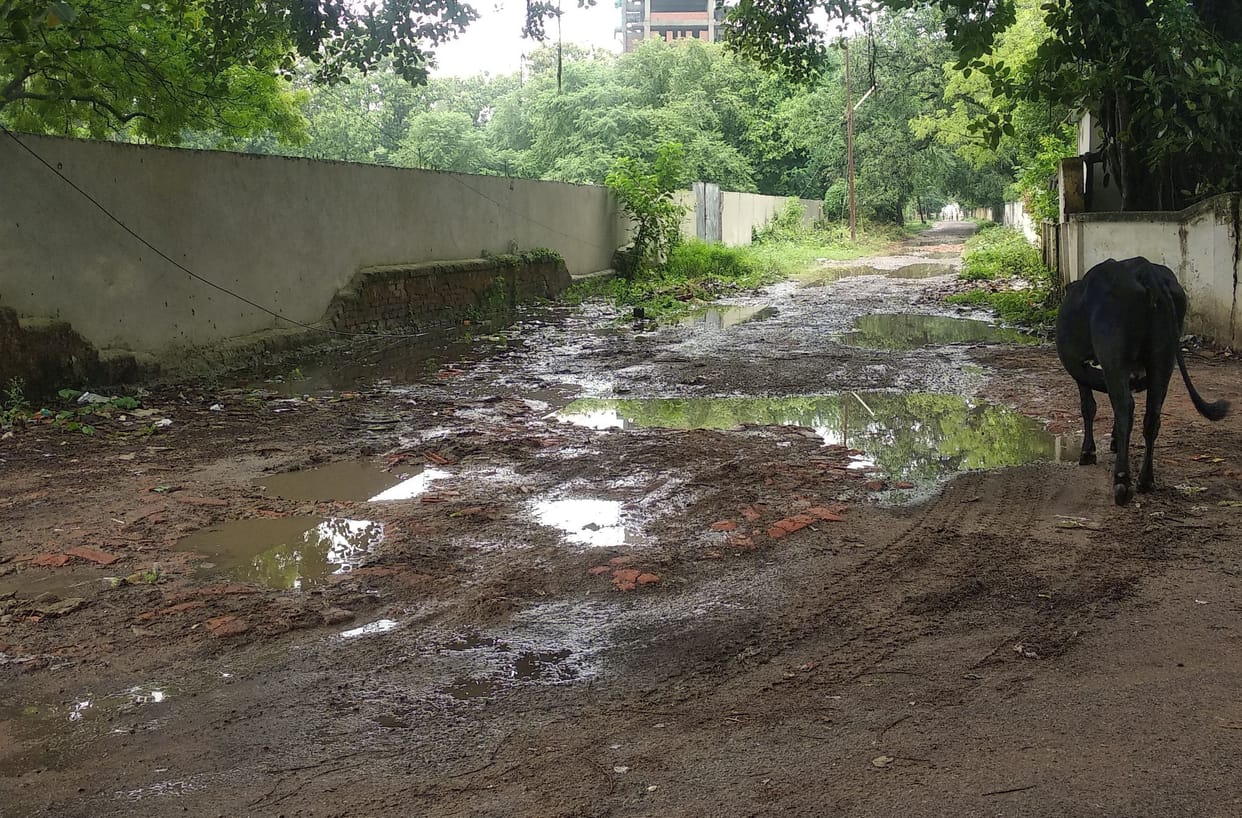 road,police,gonda,maintence