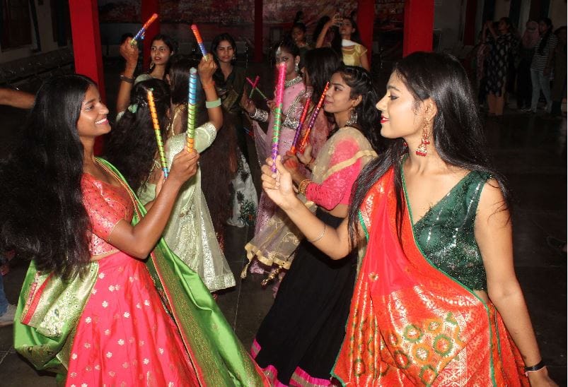 Navratri 2022 glimpse of Gujarat in Kashi varanasi immersed in Navratri with Garba Dandiya nights