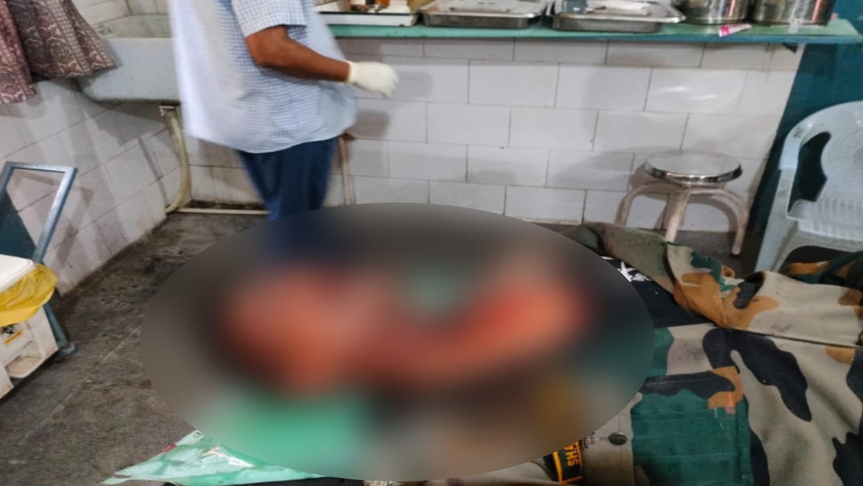 Accident: In Deoband, army personnel's gypsy entered the truck, three injured including the captain