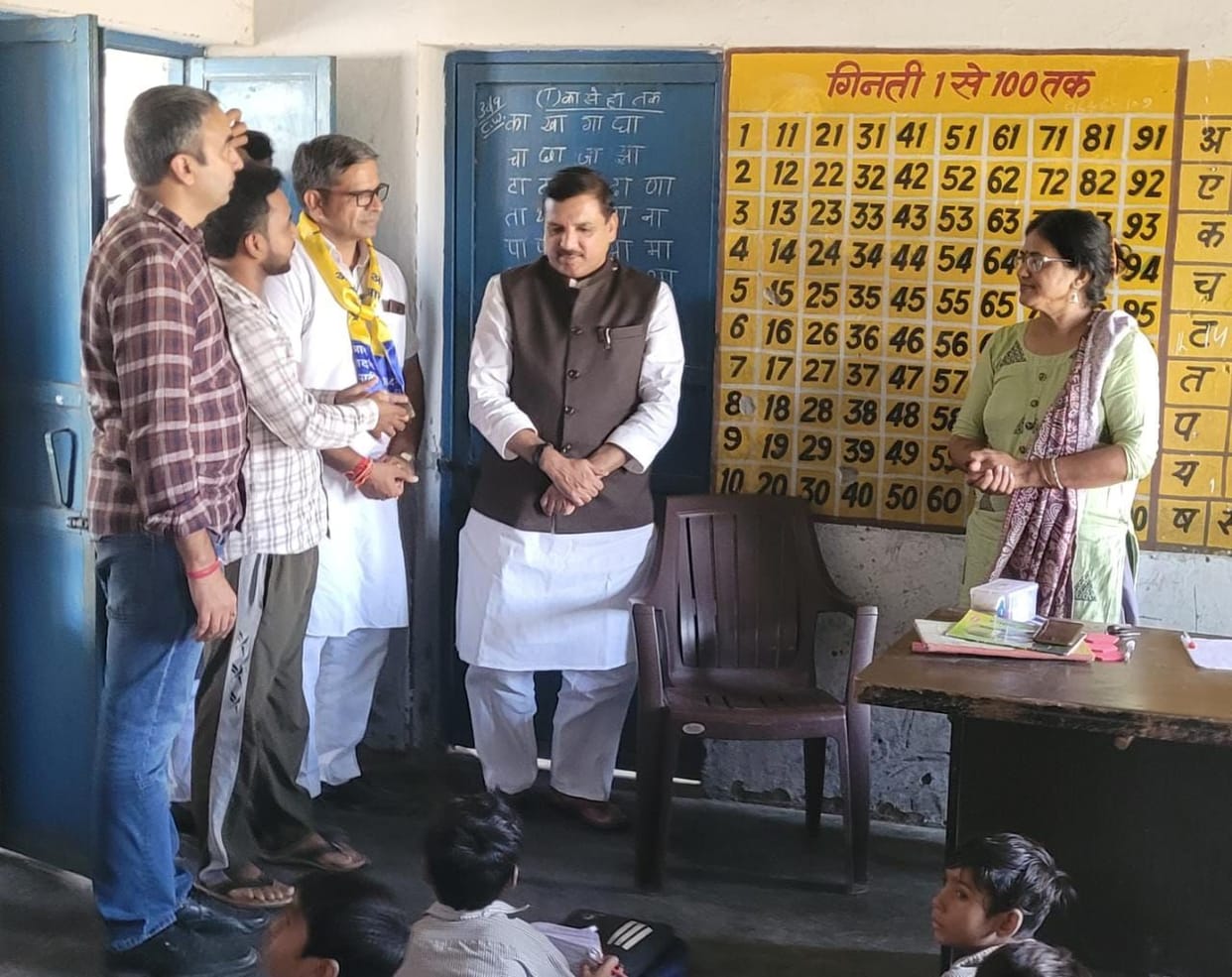 Kuldeep MLA for 24 years, no toilets, even benches in schools there: MP Sanjay Singh