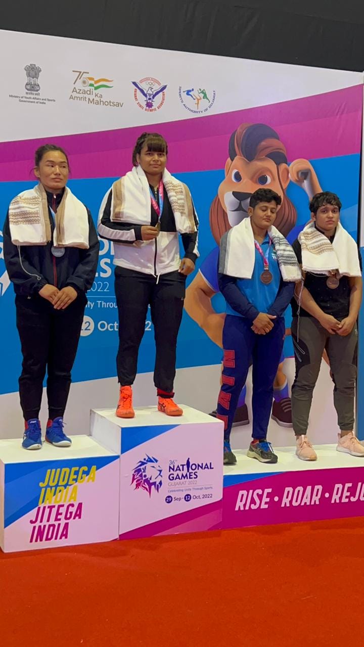 Divya Kakran won gold medal for UP in Gujarat