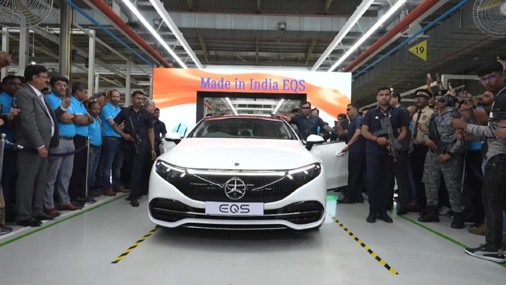 Union Minister Nitin Gadkari tells Mercedes-Benz Even I Can't Afford Your Car