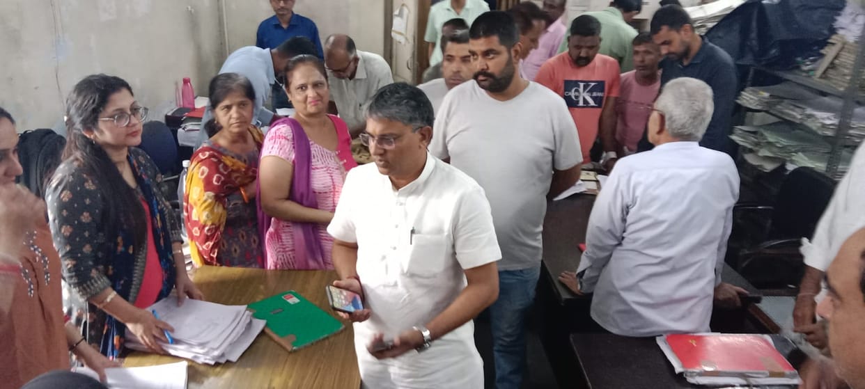 Workers found busy on phone, instructions to cancel service, Yamunanagar