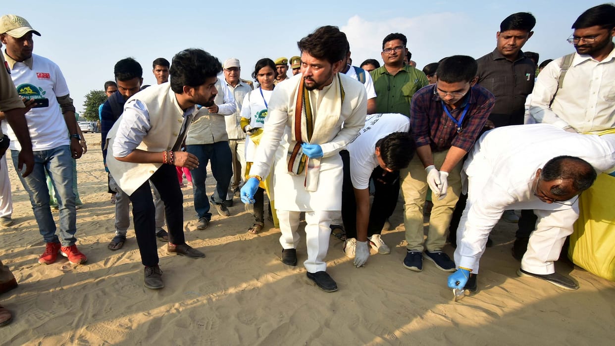 Anurag Thakur launched the country wide Swachh Bharat Abhiyan from Sangamnagari