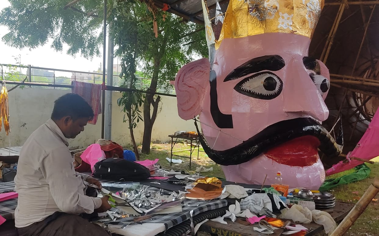 Shri Ram will burn 80 feet effigy of Ravana on Dussehra