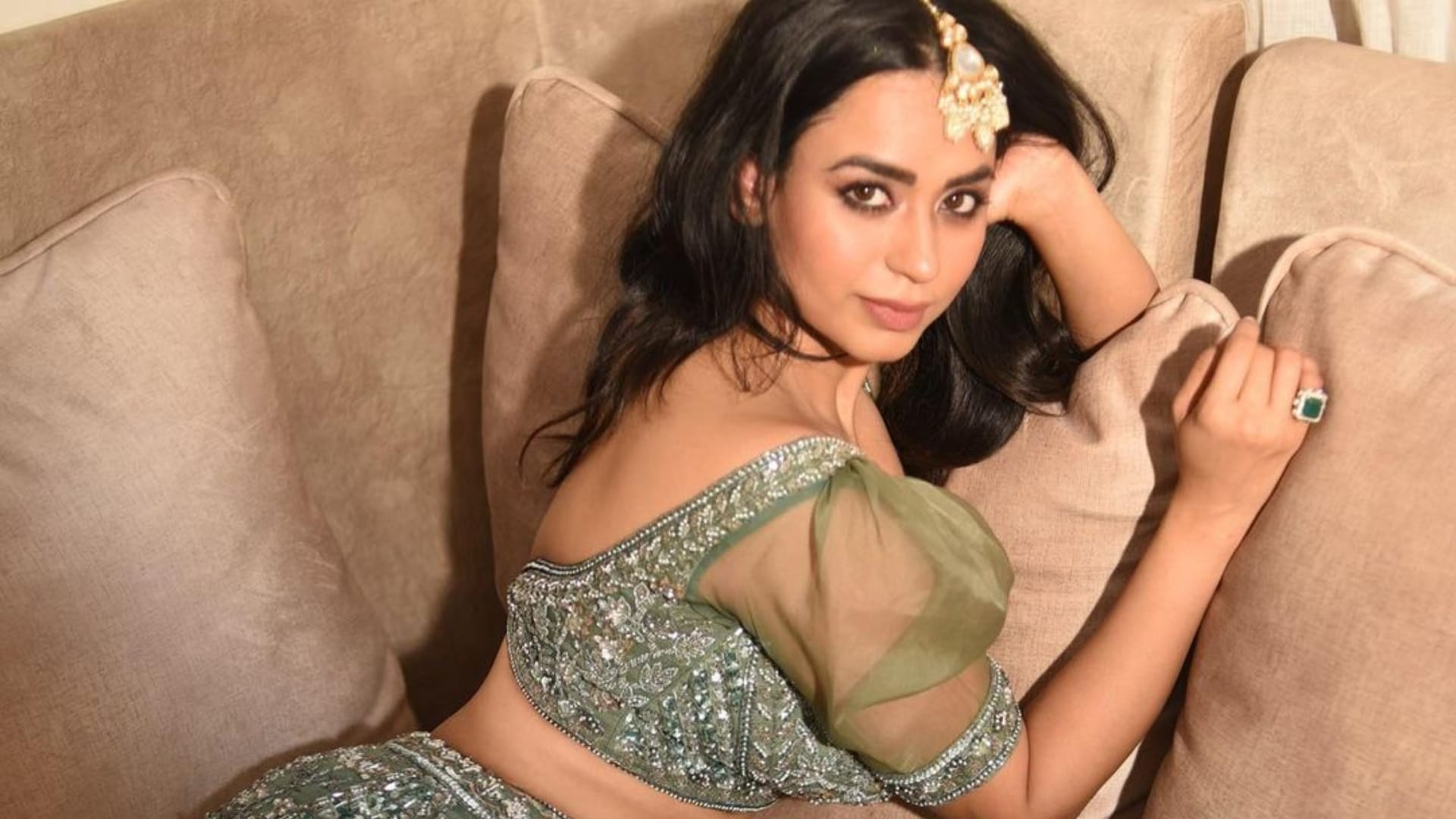 Bigg Boss 16 who is soundarya sharma know about salman khan show contestant career controvesies