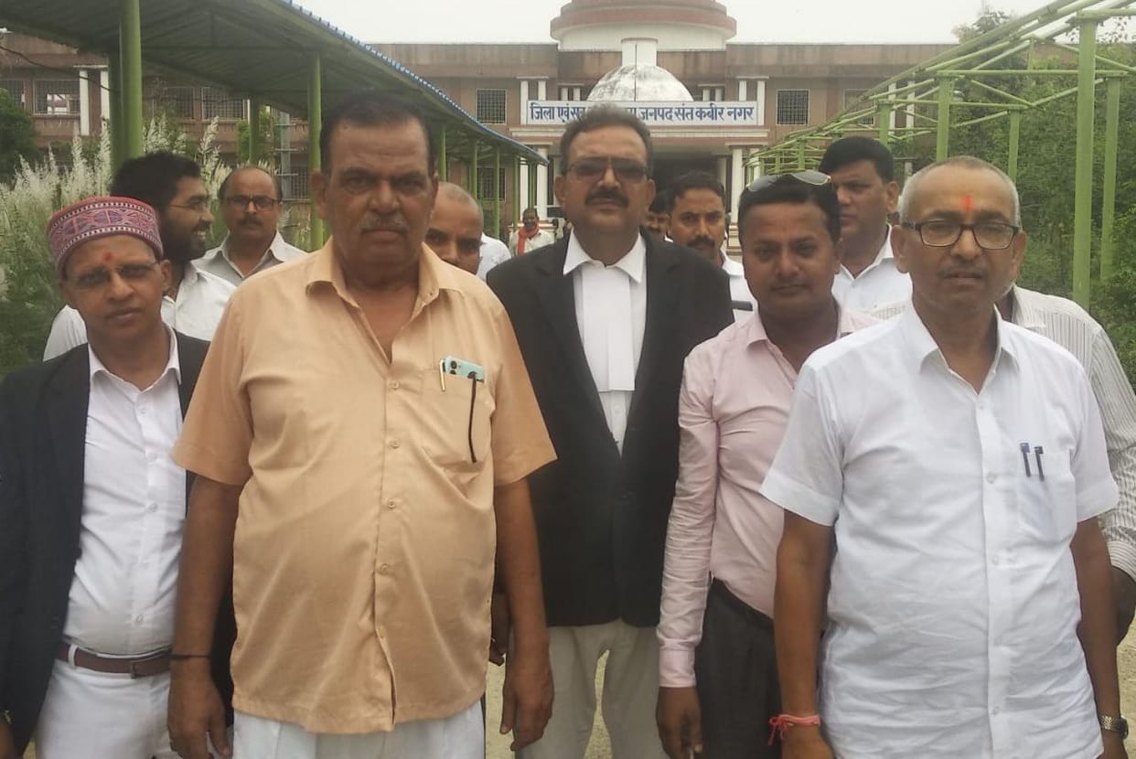 advocate protest in court