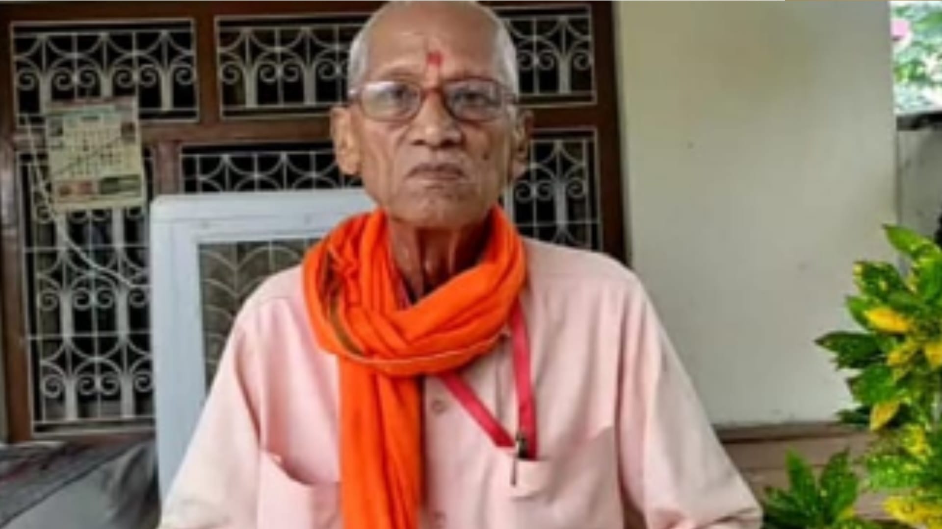 world aged day special story in gorakhpur