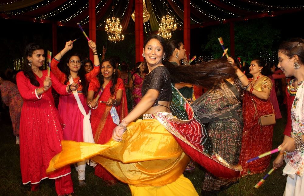 Navratri 2022 glimpse of Gujarat in Kashi varanasi immersed in Navratri with Garba Dandiya nights