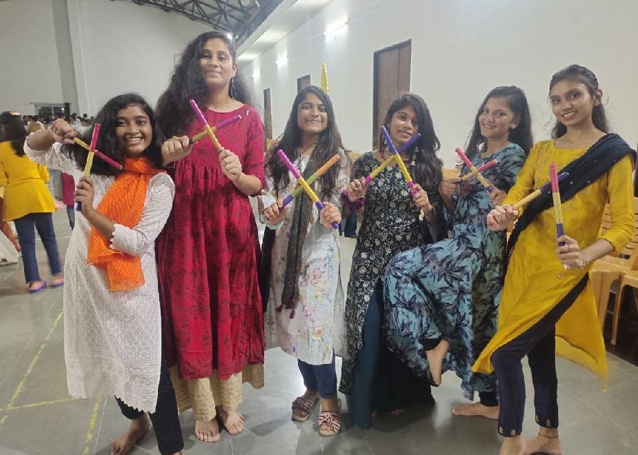 Navratri 2022 glimpse of Gujarat in Kashi varanasi immersed in Navratri with Garba Dandiya nights