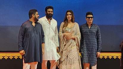 Adipurush teaser release makes Prabhas and Kriti Sanon Emotional Om Raut seeks blessings of all ram bhakts