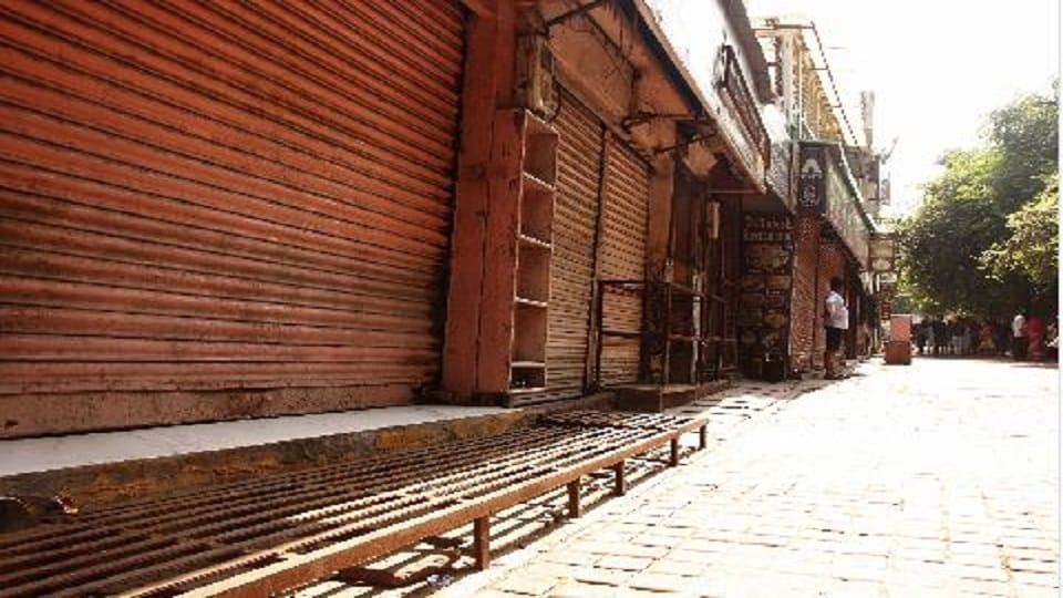 Supreme Court summons report on HUDCO plan complex was to be ready near tajmahal agra