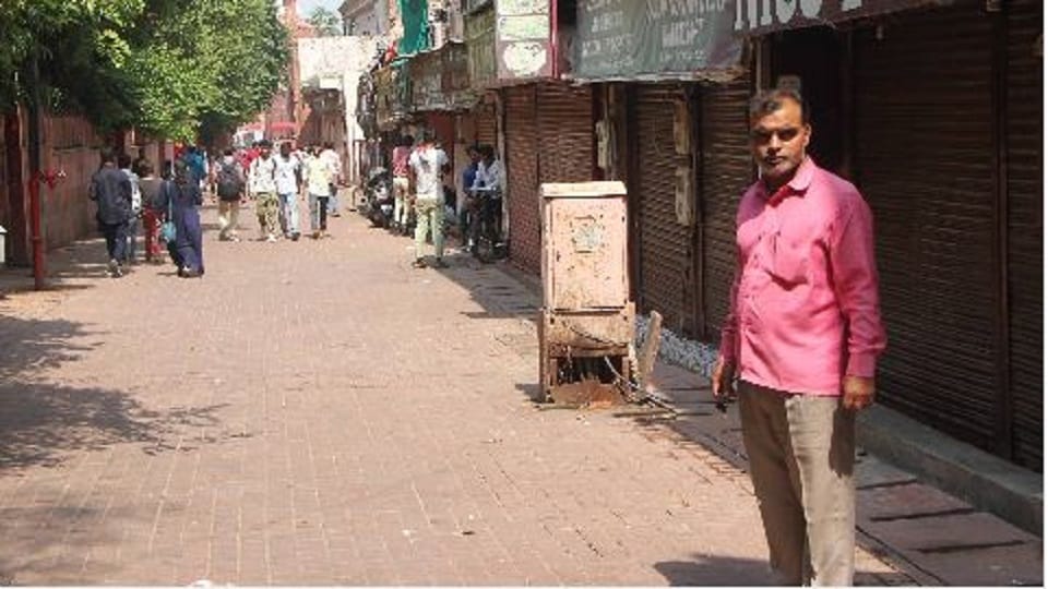 Tajganj Traders Got three Months Deferment Happiness before diwali 2022