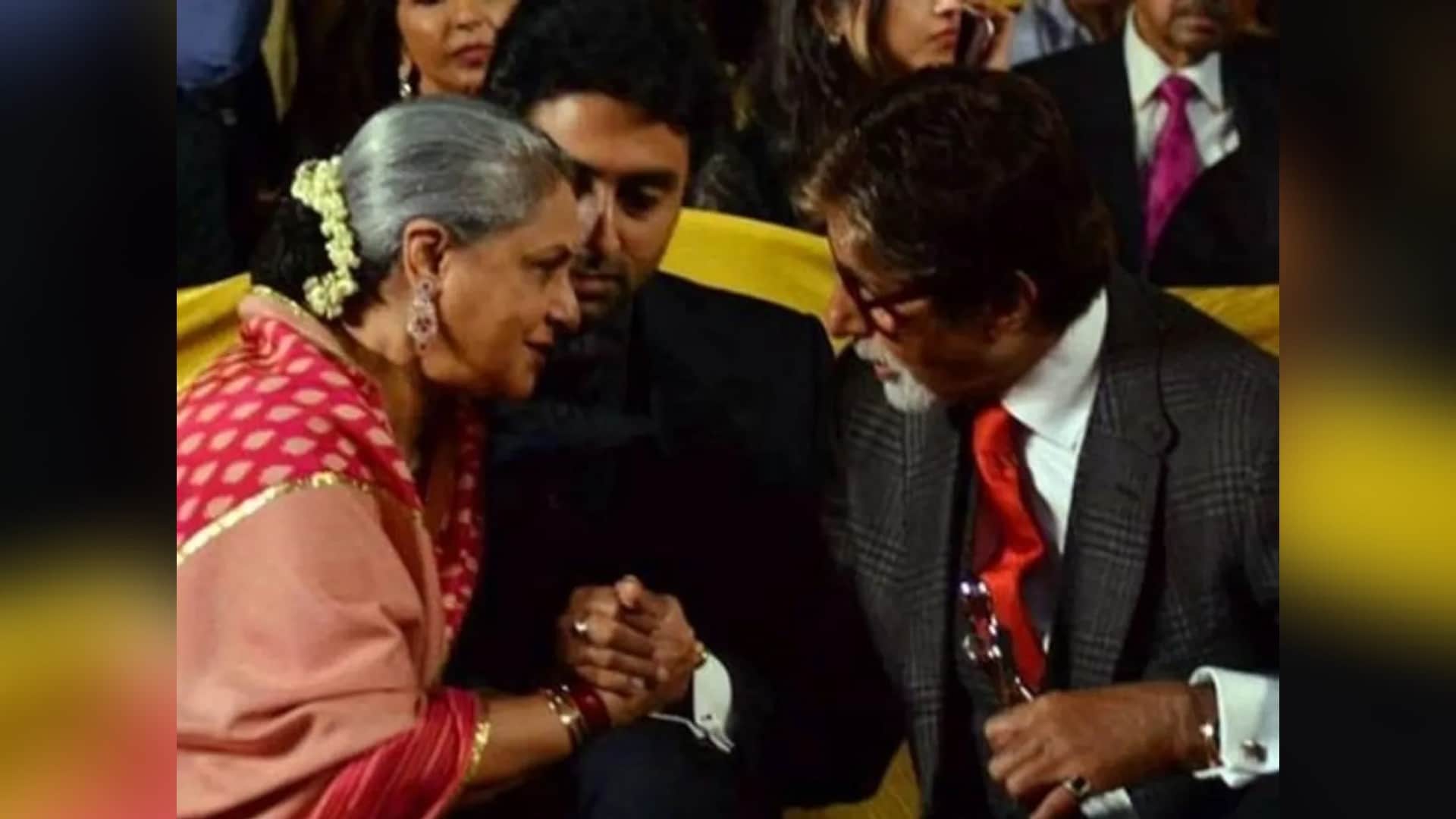 Amitabh bachchan Birthday when Big B kisses his wife Jaya bachchan video went viral on social media