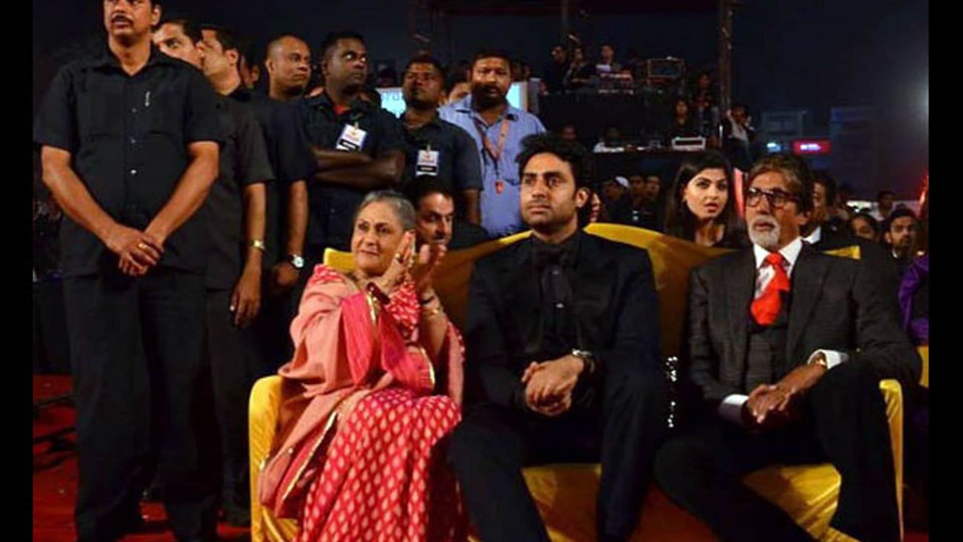 Amitabh bachchan Birthday when Big B kisses his wife Jaya bachchan video went viral on social media