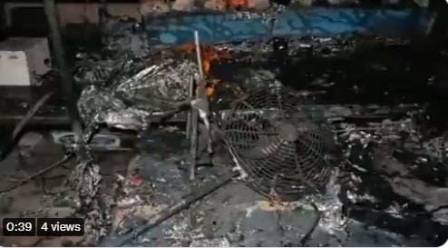 massive Fire broke out in Durga Puja pandal in bhadohi people were shocked to see flames