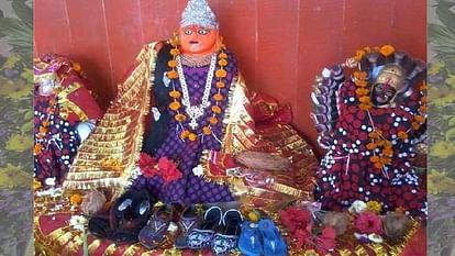 Navratri 2022: Here slippers and sandals are offered to Mother Goddess, know the reason behind it