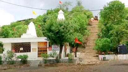 Navratri 2022: Here slippers and sandals are offered to Mother Goddess, know the reason behind it
