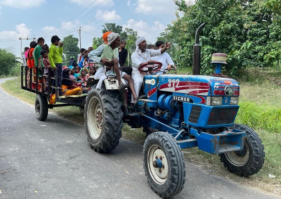 Tractor-trolley should be used only in agricultural work, transportation of bricks, sand, mortar should be ban